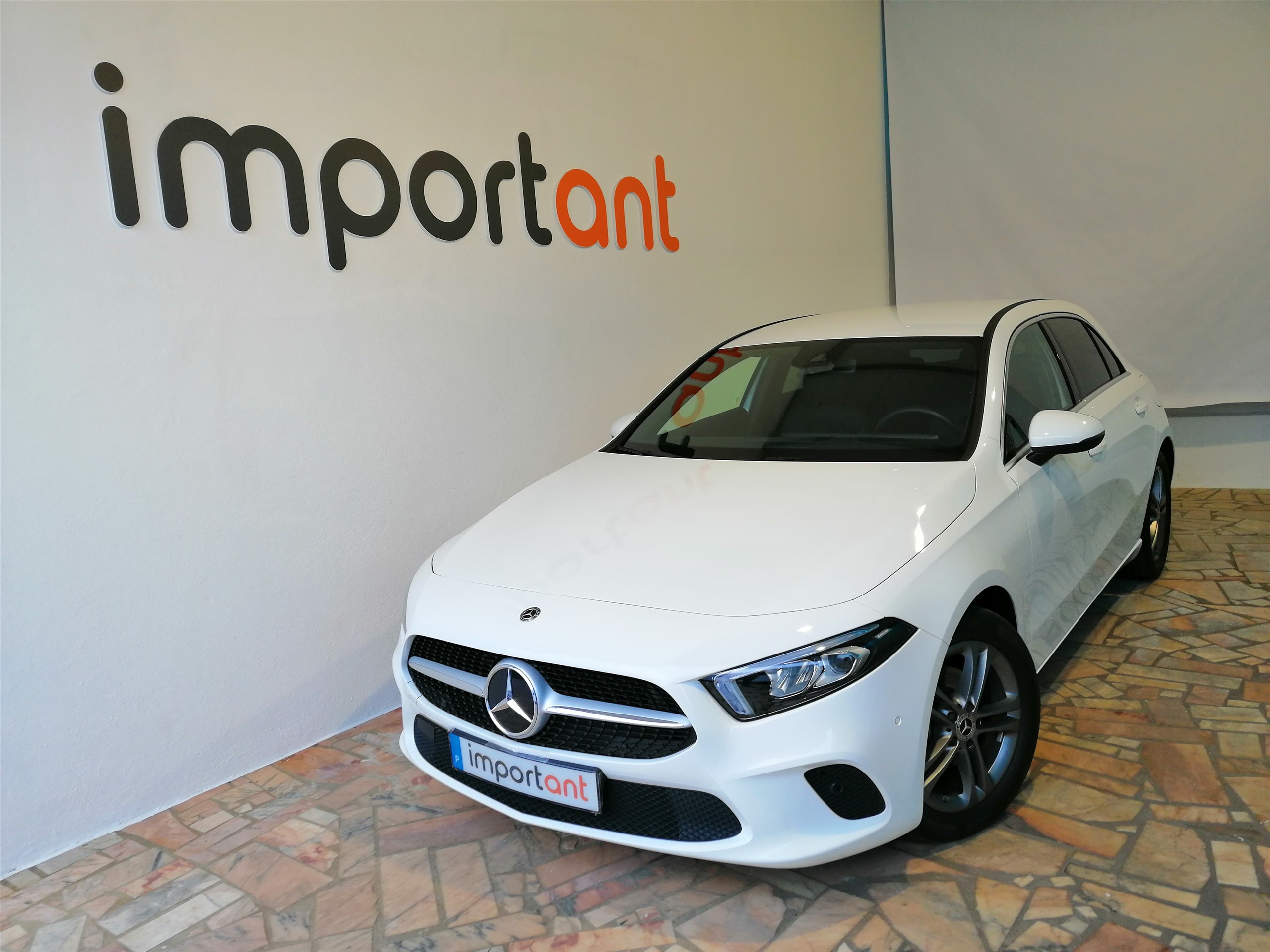 Mercedes A180d Progressive Jantes Carbon