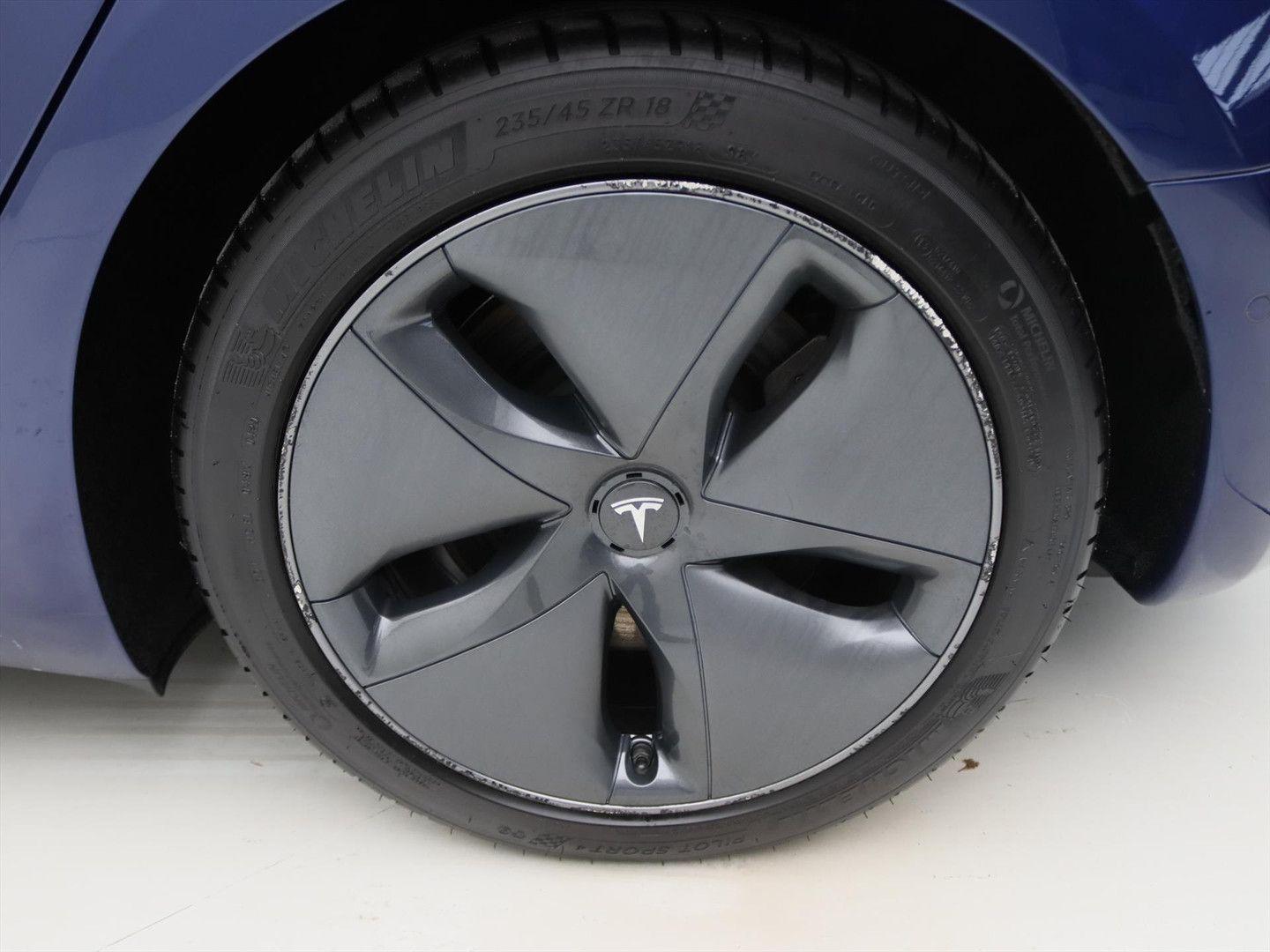 Tesla Model 3 Standard RWD Plus 89% SOH [ AUTOPILOT+60