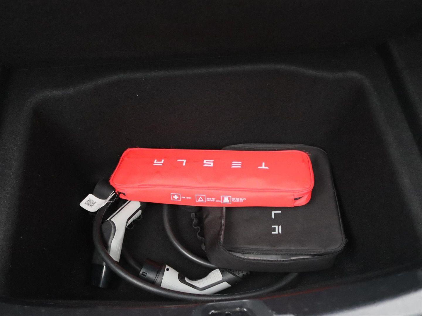 Tesla Model 3 Standard RWD Plus 89% SOH [ AUTOPILOT+60