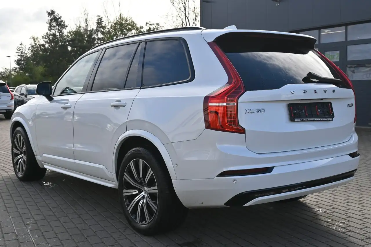 Volvo XC90 Ultimate Dark AWD*HUD*360°*LUFT*STDHZG*AHK*