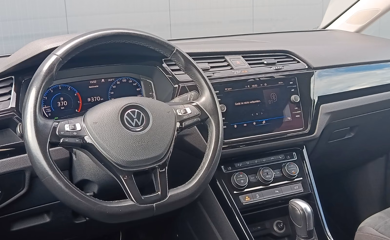 Volkswagen Touran Highline DSG 150 PS TÜV 09/26 7 Sitze