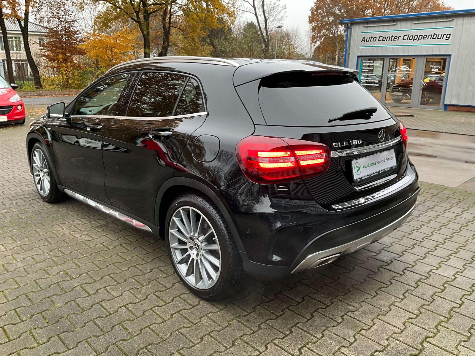 Mercedes-Benz GLA 180