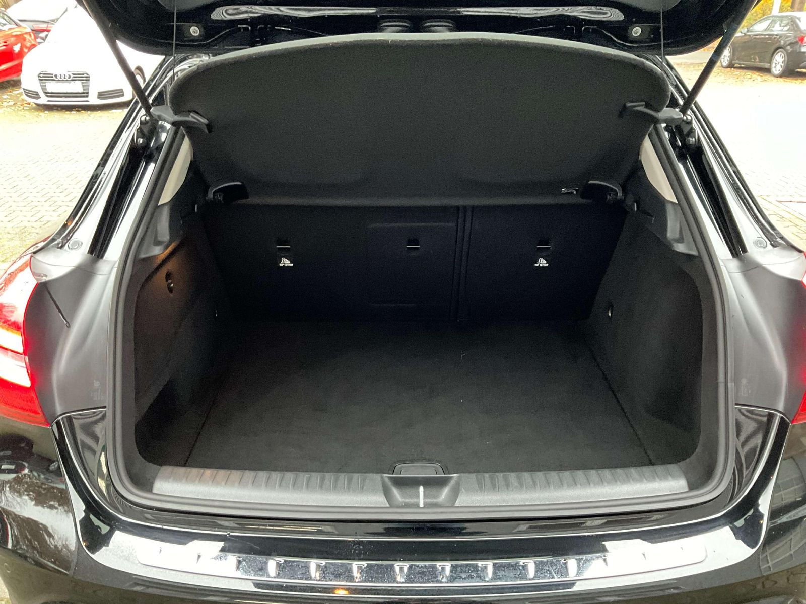 Mercedes-Benz GLA 180