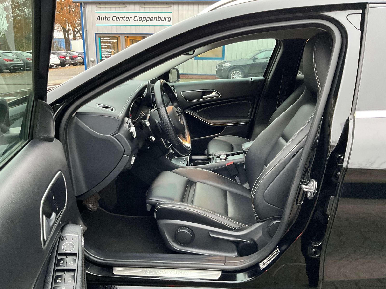 Mercedes-Benz GLA 180