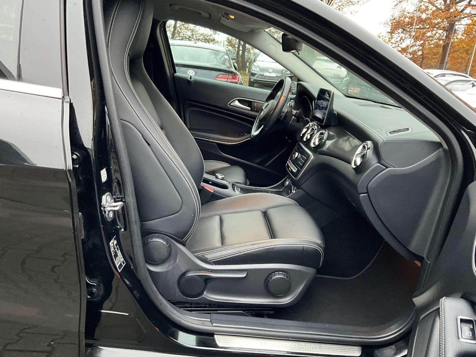 Mercedes-Benz GLA 180