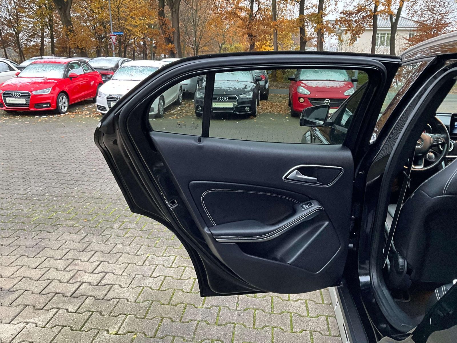 Mercedes-Benz GLA 180