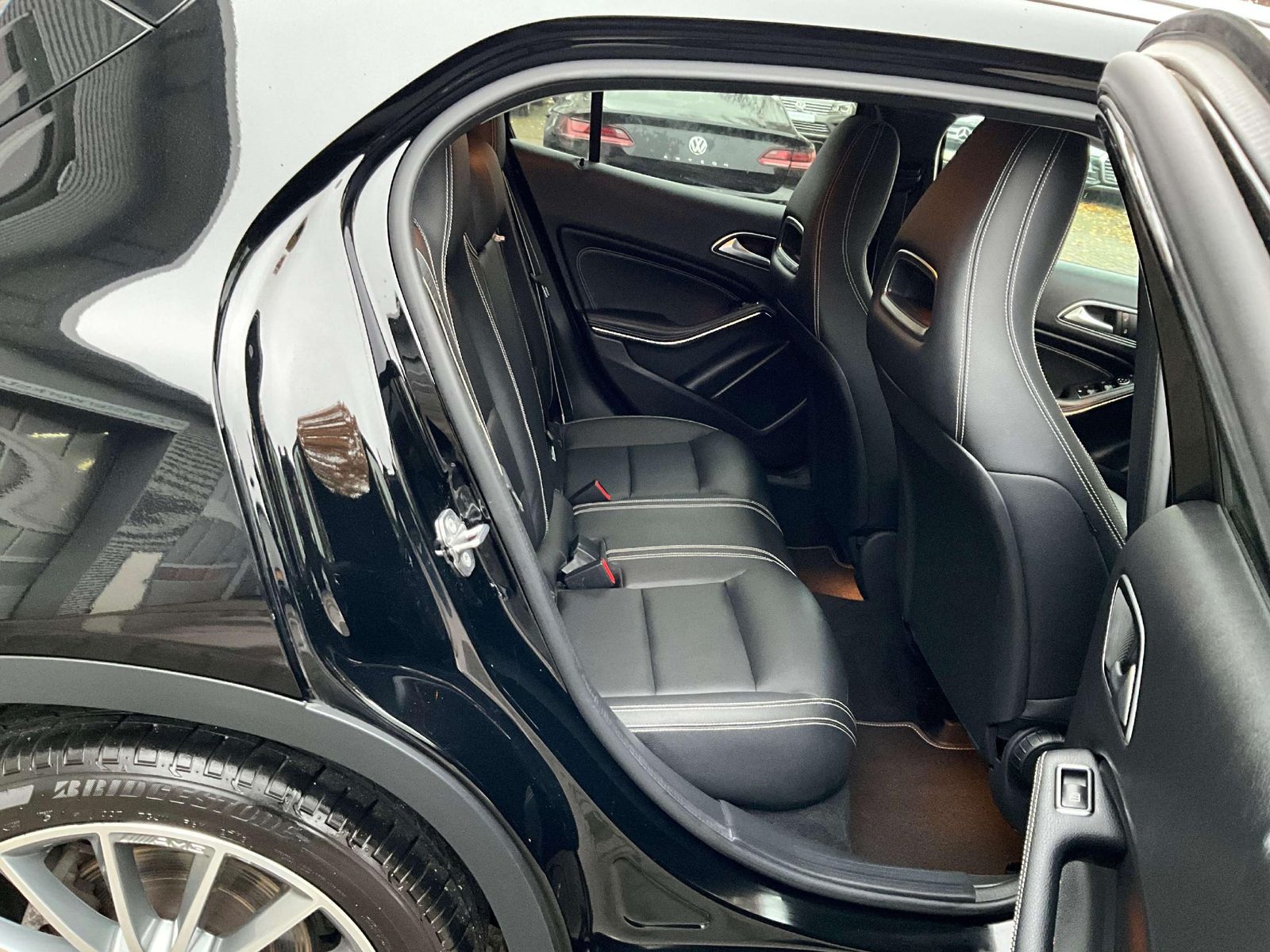 Mercedes-Benz GLA 180