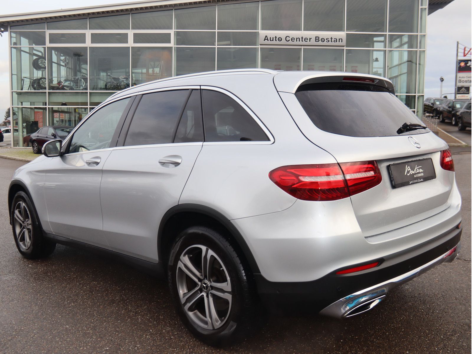 Mercedes-Benz GLC 250 d 4-MATIC/PANORAMA/HEAD UP/KAMERA/LEDER