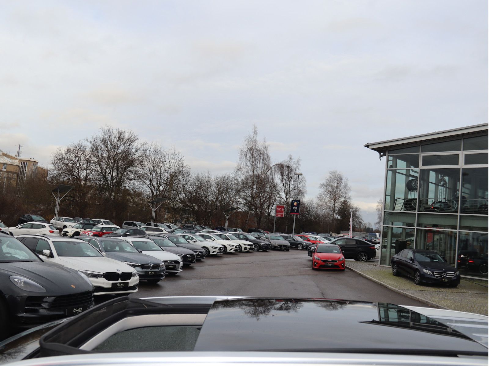 Mercedes-Benz GLC 250 d 4-MATIC/PANORAMA/HEAD UP/KAMERA/LEDER