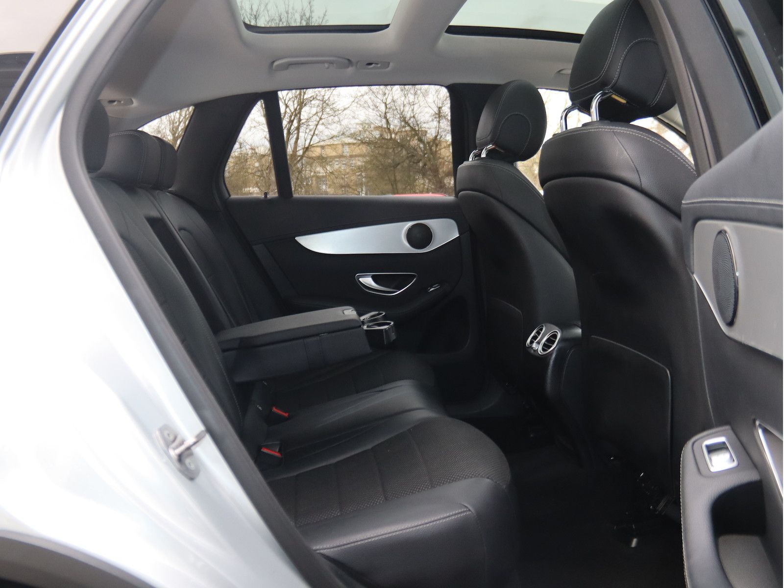 Mercedes-Benz GLC 250 d 4-MATIC/PANORAMA/HEAD UP/KAMERA/LEDER