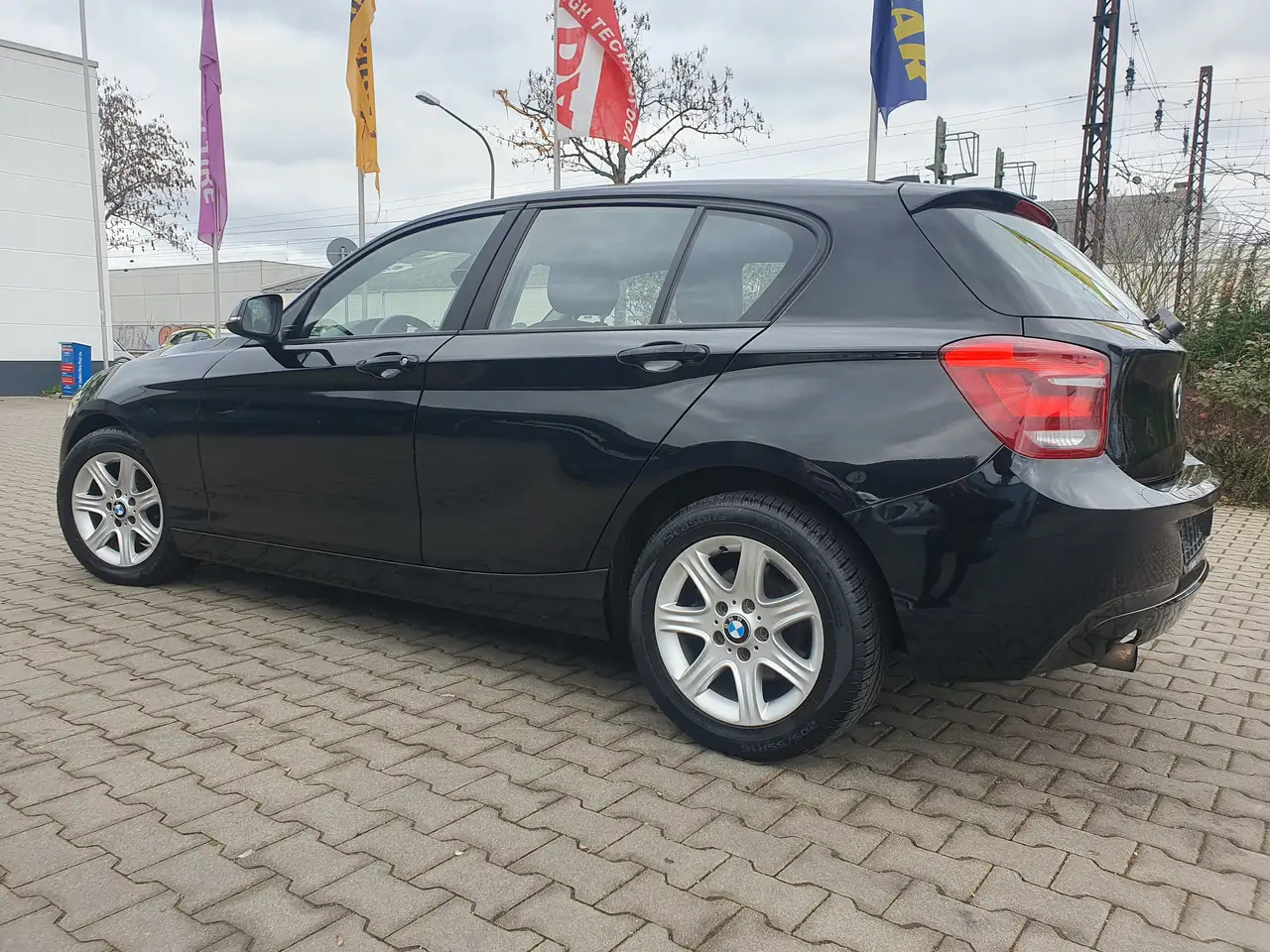 BMW 114 114i,Klimam,ZV,Airbag,Alu,5-Tür,6-G Tüv12/24