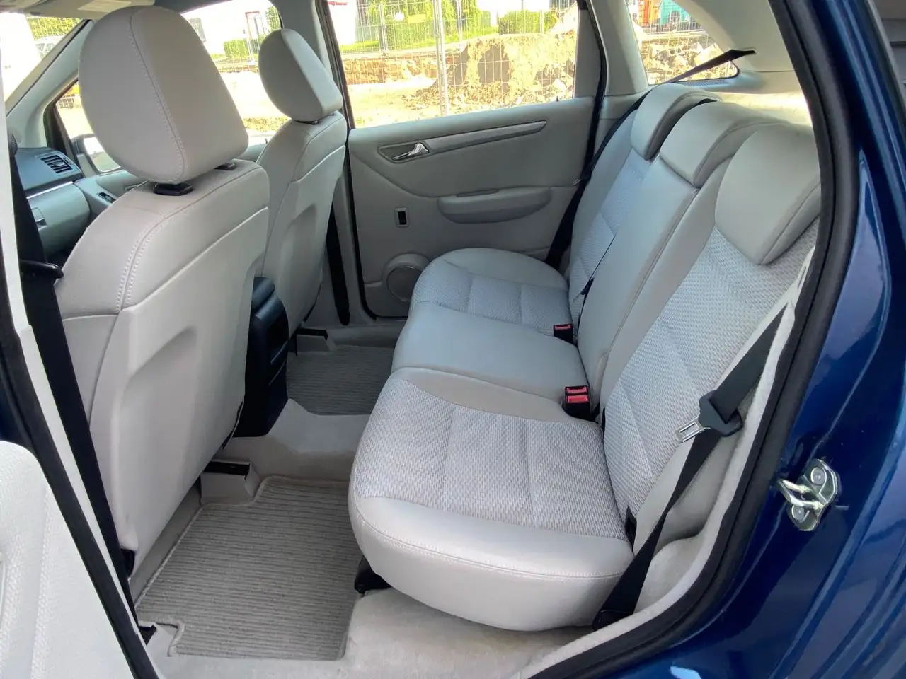 Mercedes-Benz B 200 Aut.+Navi+Sitzheizung+PDC+nur 78000km