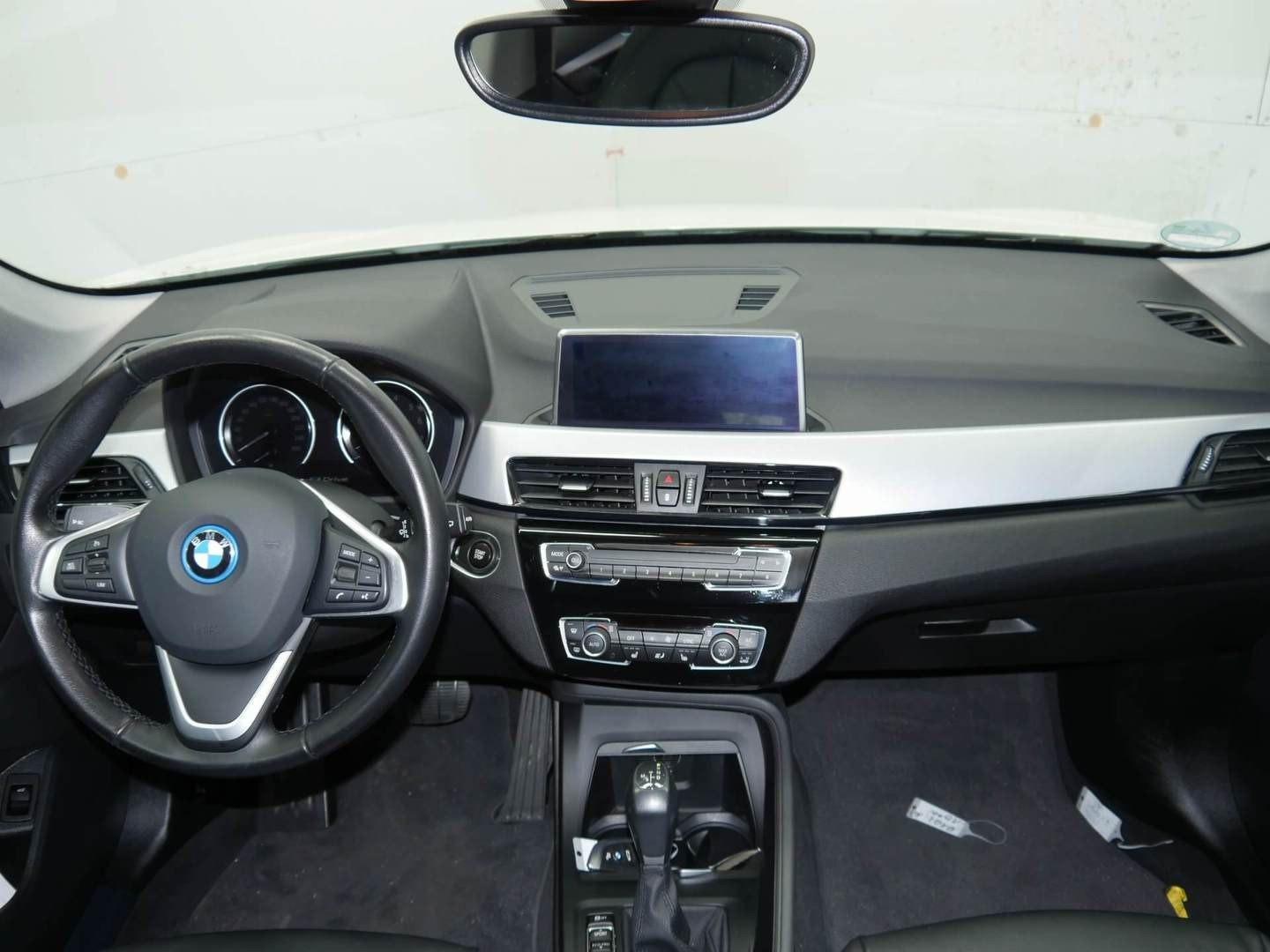BMW X1 xDrive25e Leder, LED, Komfortzg., u.v.m