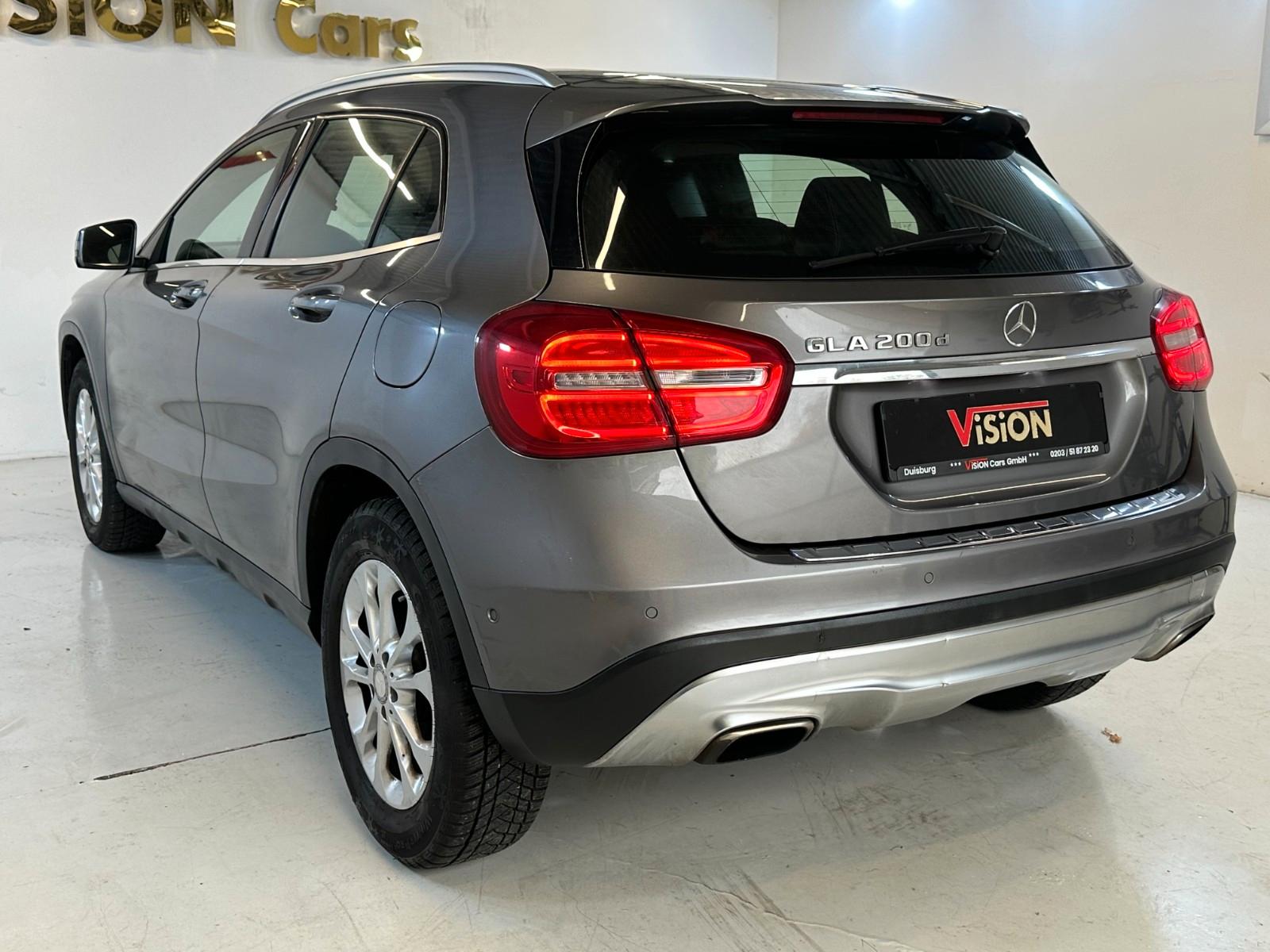 Mercedes-Benz GLA 200 d Score *Bi-Xenon*SHZ*Tempomat