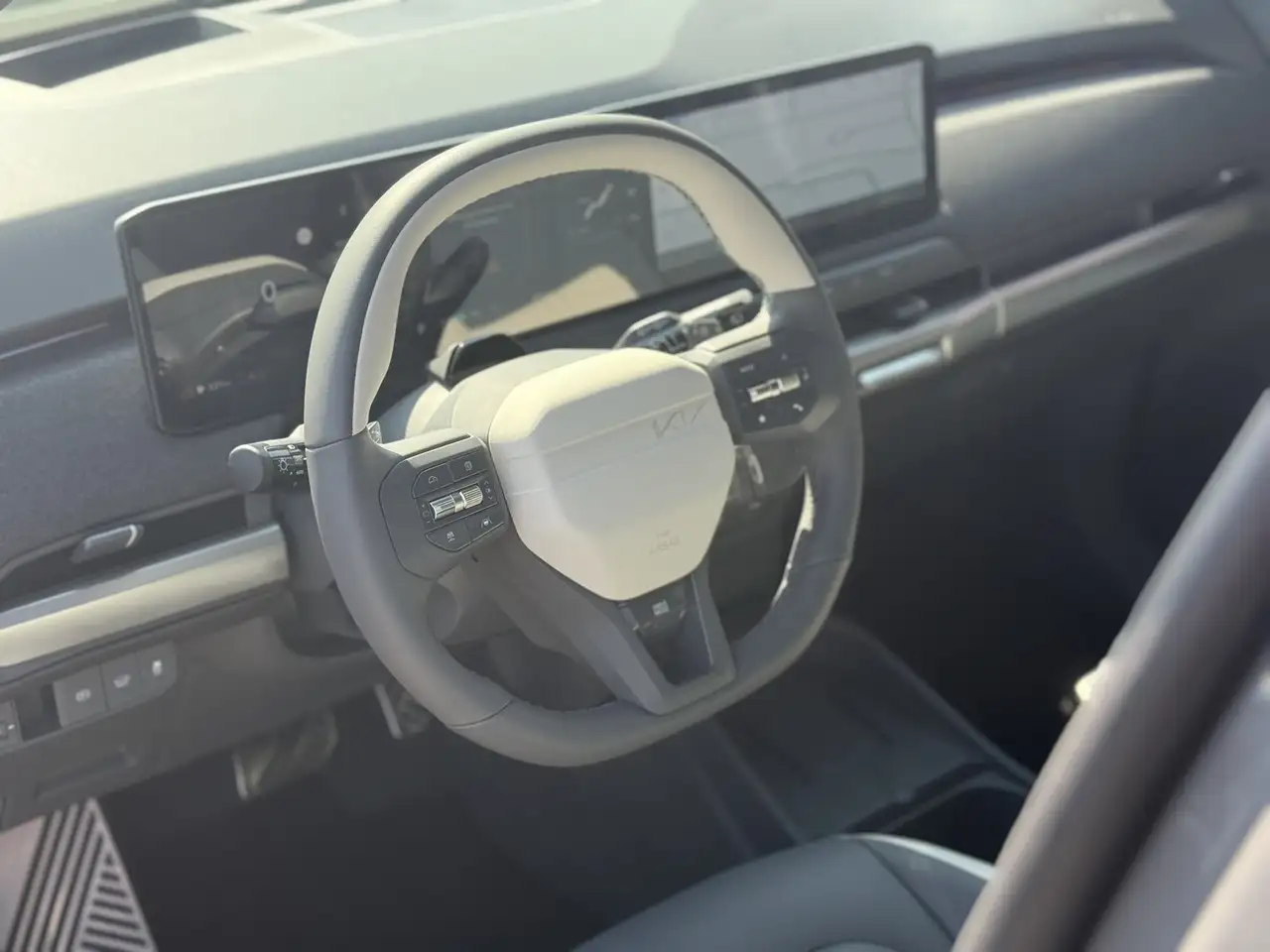 Kia EV3 81,4 kWh GT-line DriveWise Park Komfort GD