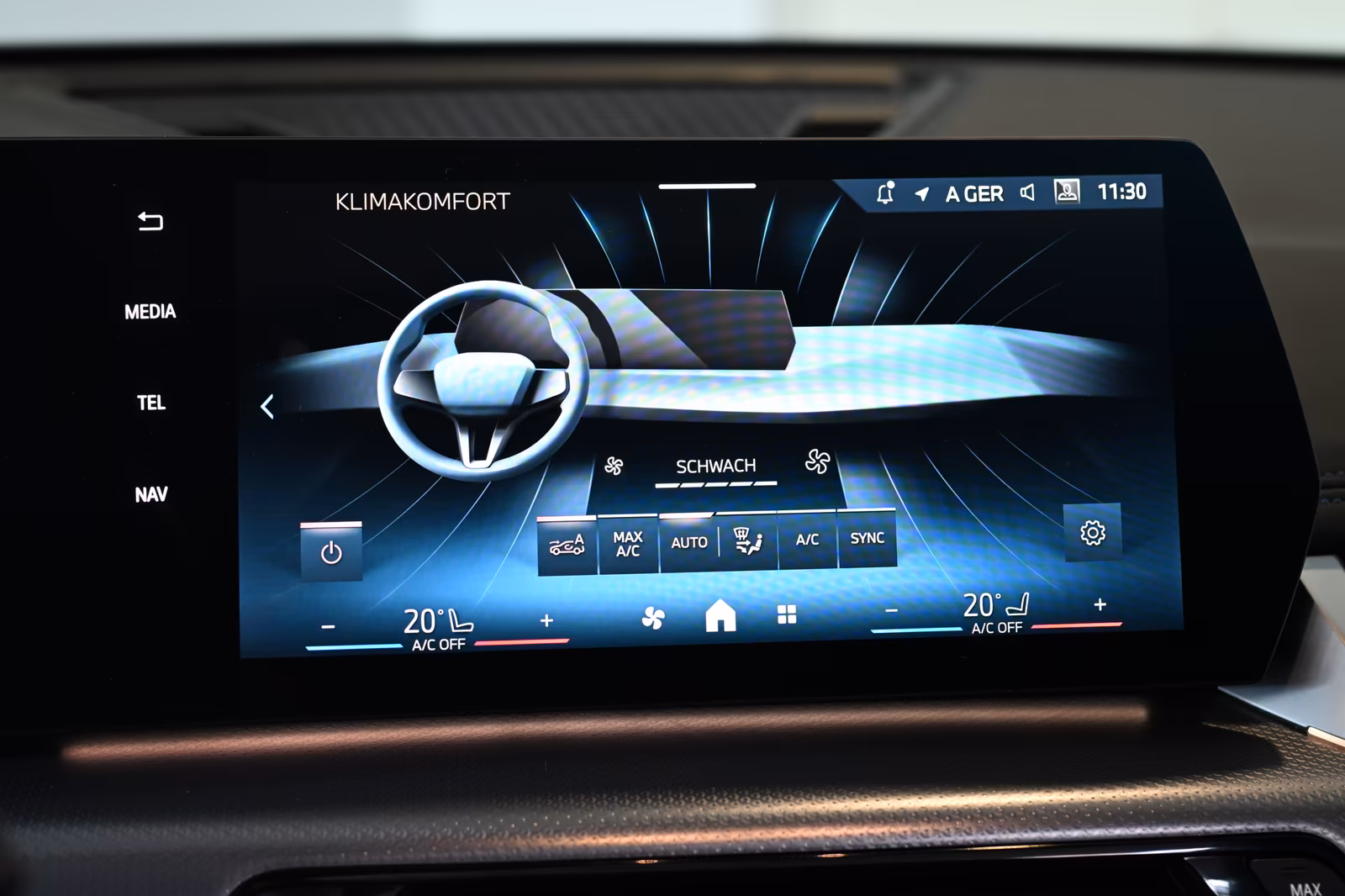 BMW iX1 30 xDrive M Sport Pro AHK Pano HUD H&K 20\