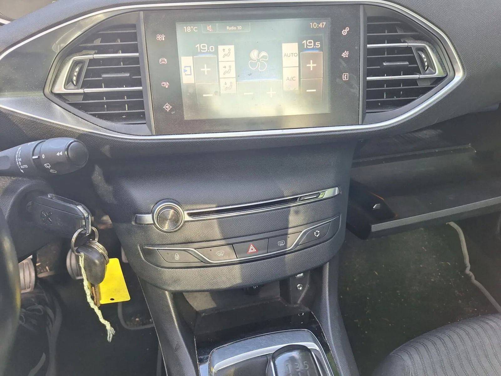 Peugeot 308 SW 1.2 PureTech Blue Lease Executive