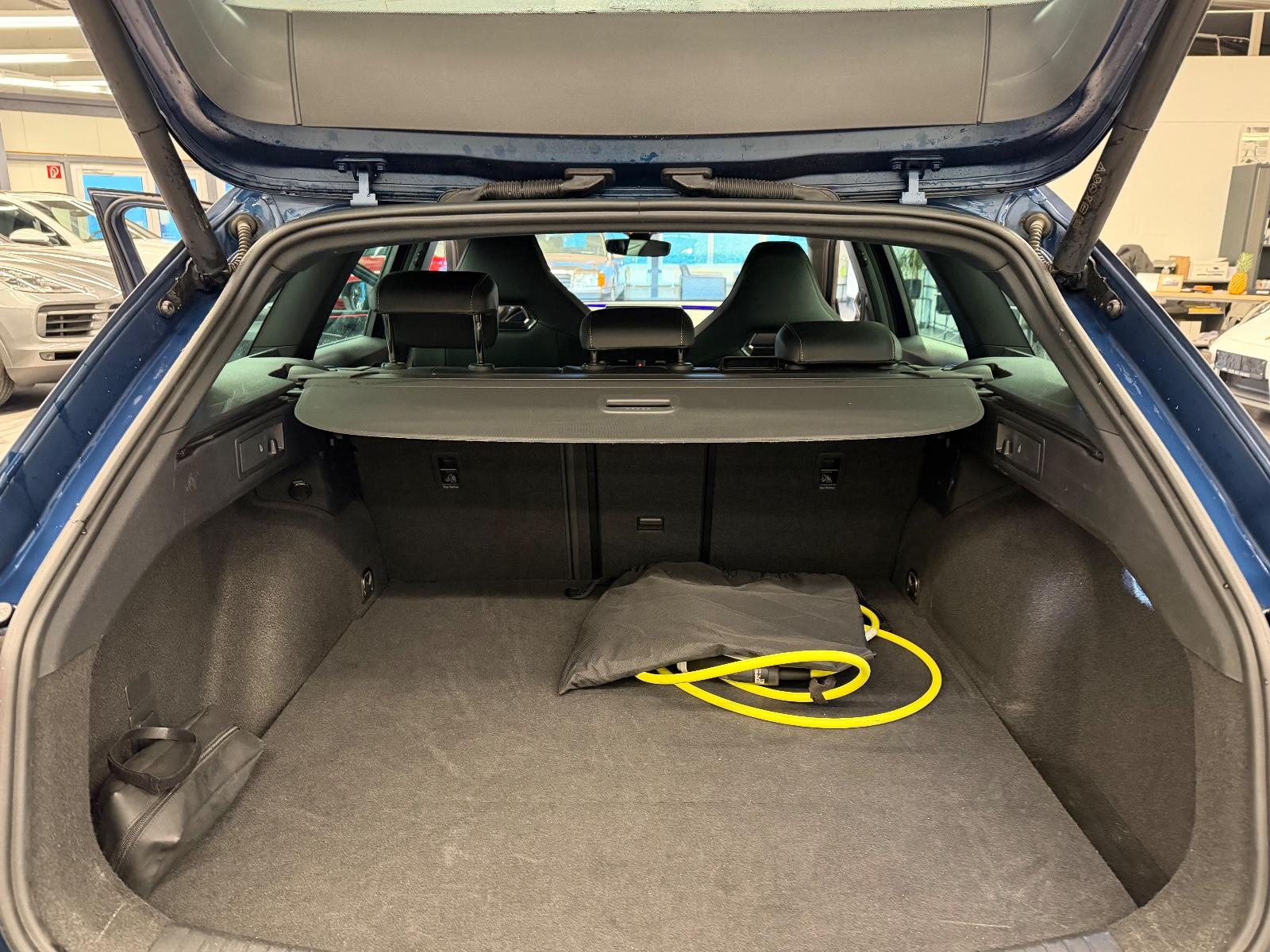 Cupra Leon ST VZ e-Hybrid Virtual ACC Kamera Full Link