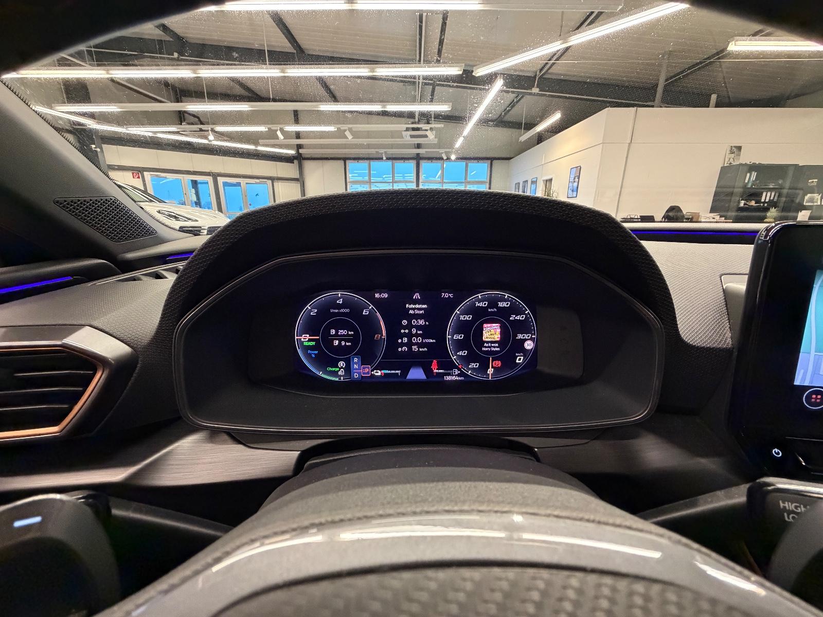 Cupra Leon ST VZ e-Hybrid Virtual ACC Kamera Full Link