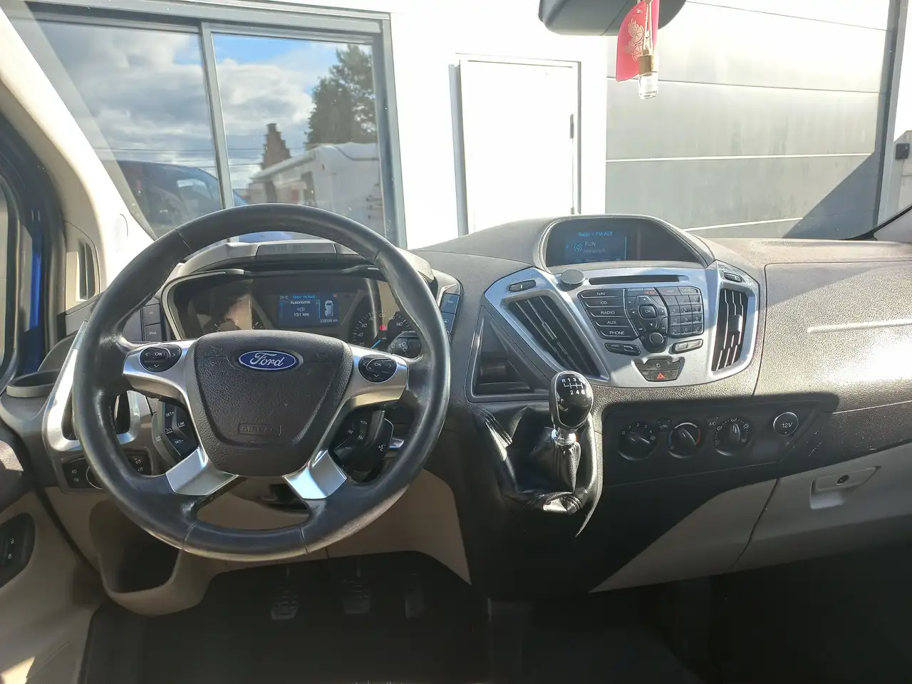 Ford Tourneo 2.2 TDCi L2H1 8 places Custom