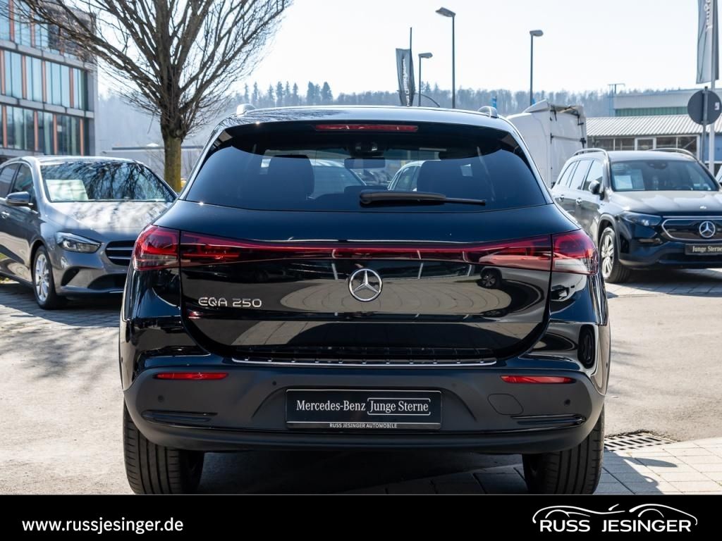 Mercedes-Benz EQA 250 Progressive *LED*Navi*Night*el.Heck.*RFK