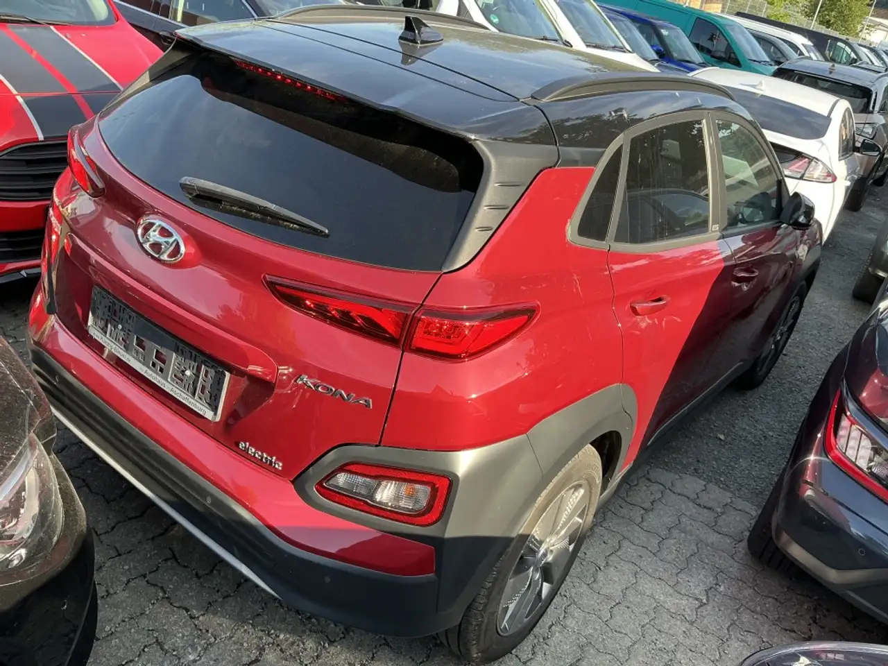 Hyundai KONA Premium ACC R.Cam LED Wärmepumpe digCockpit
