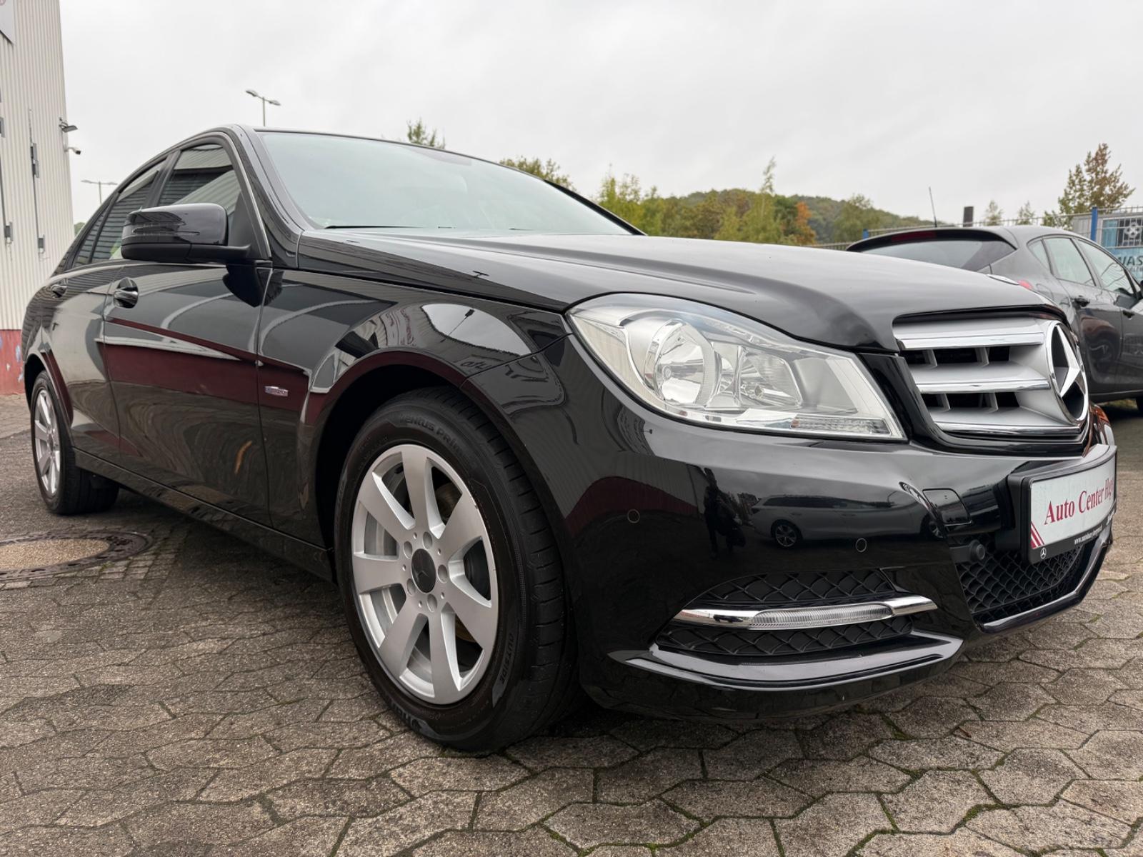 Mercedes-Benz C-Klasse 180 Lim. 115kW 156PS/SHZ/PDC/NAVI/82tkm