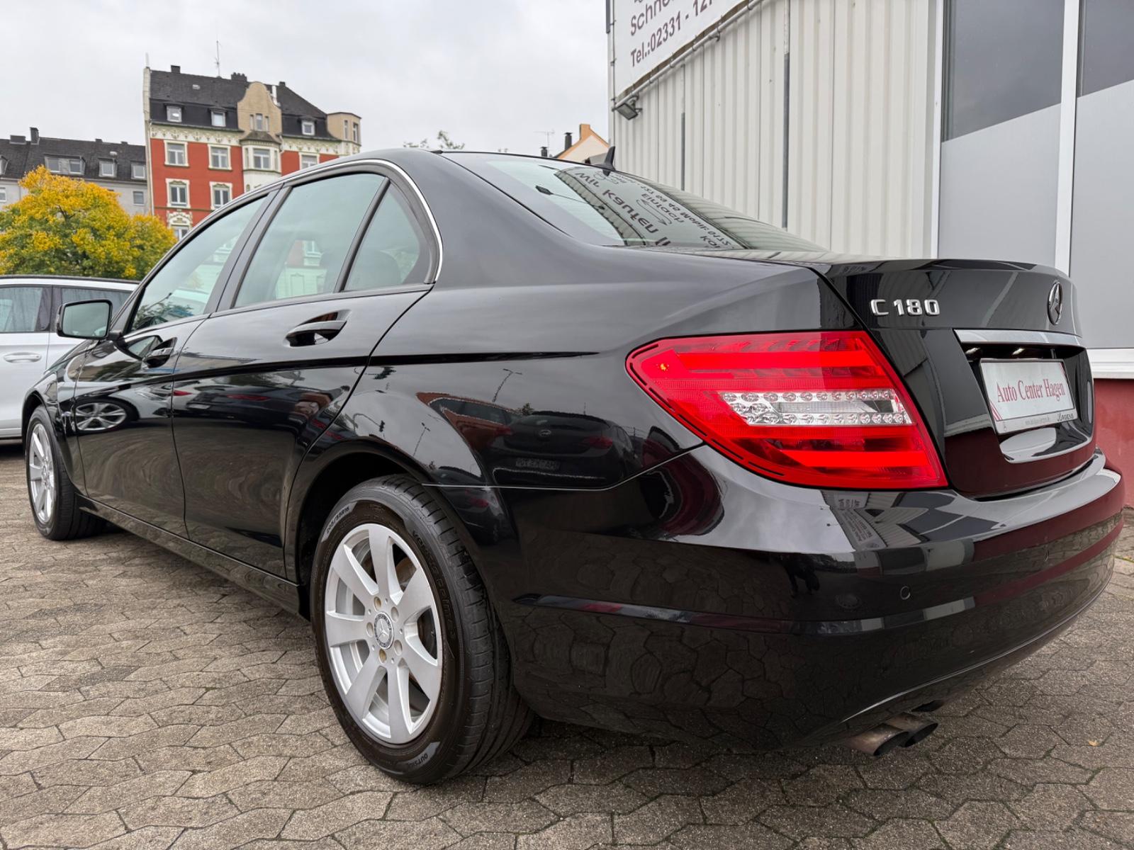 Mercedes-Benz C-Klasse 180 Lim. 115kW 156PS/SHZ/PDC/NAVI/82tkm