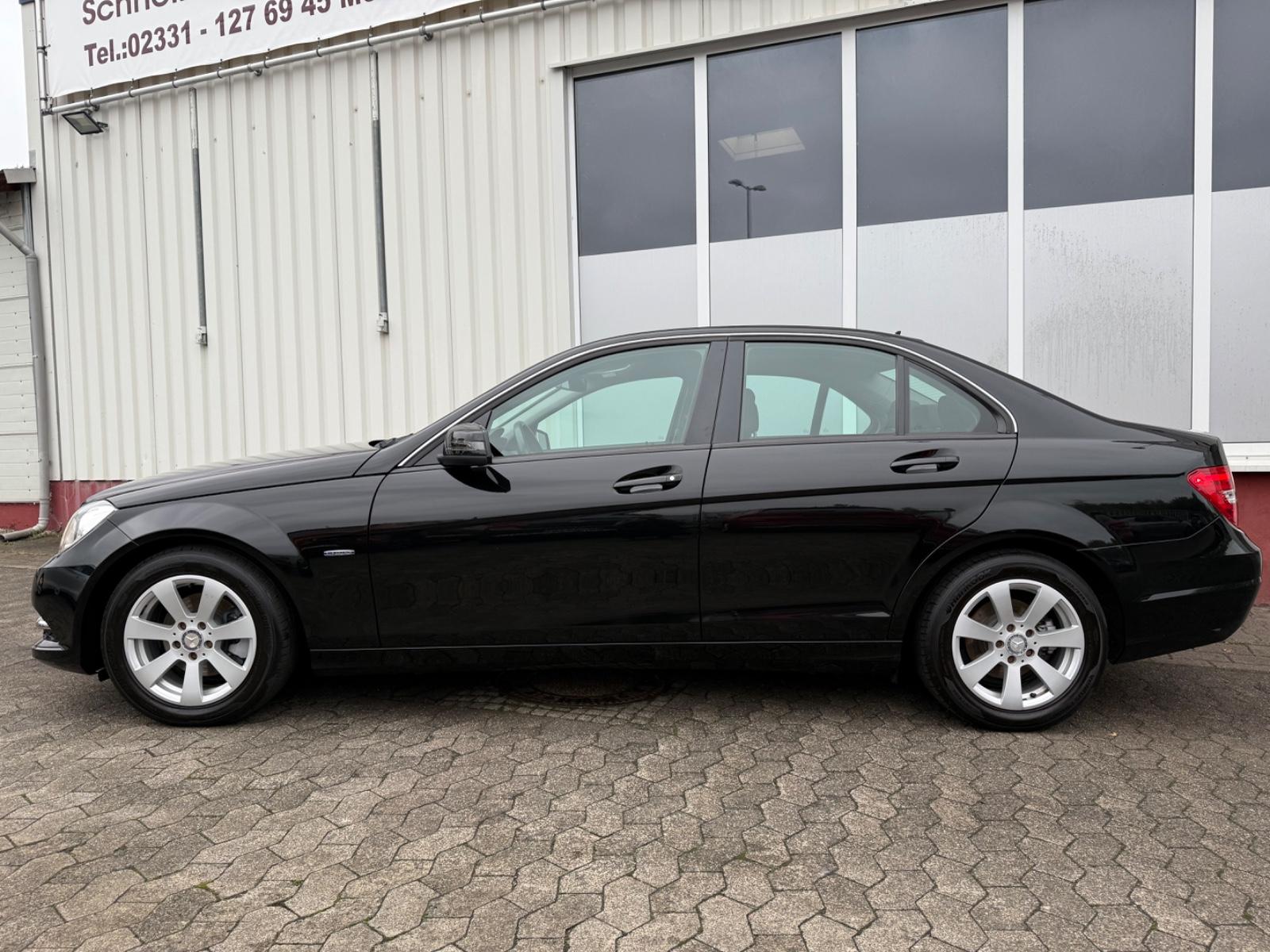 Mercedes-Benz C-Klasse 180 Lim. 115kW 156PS/SHZ/PDC/NAVI/82tkm