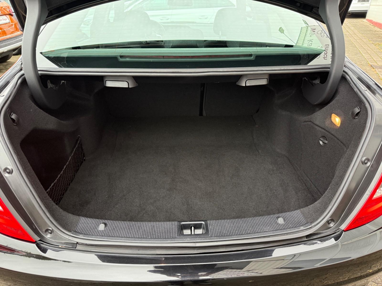 Mercedes-Benz C-Klasse 180 Lim. 115kW 156PS/SHZ/PDC/NAVI/82tkm