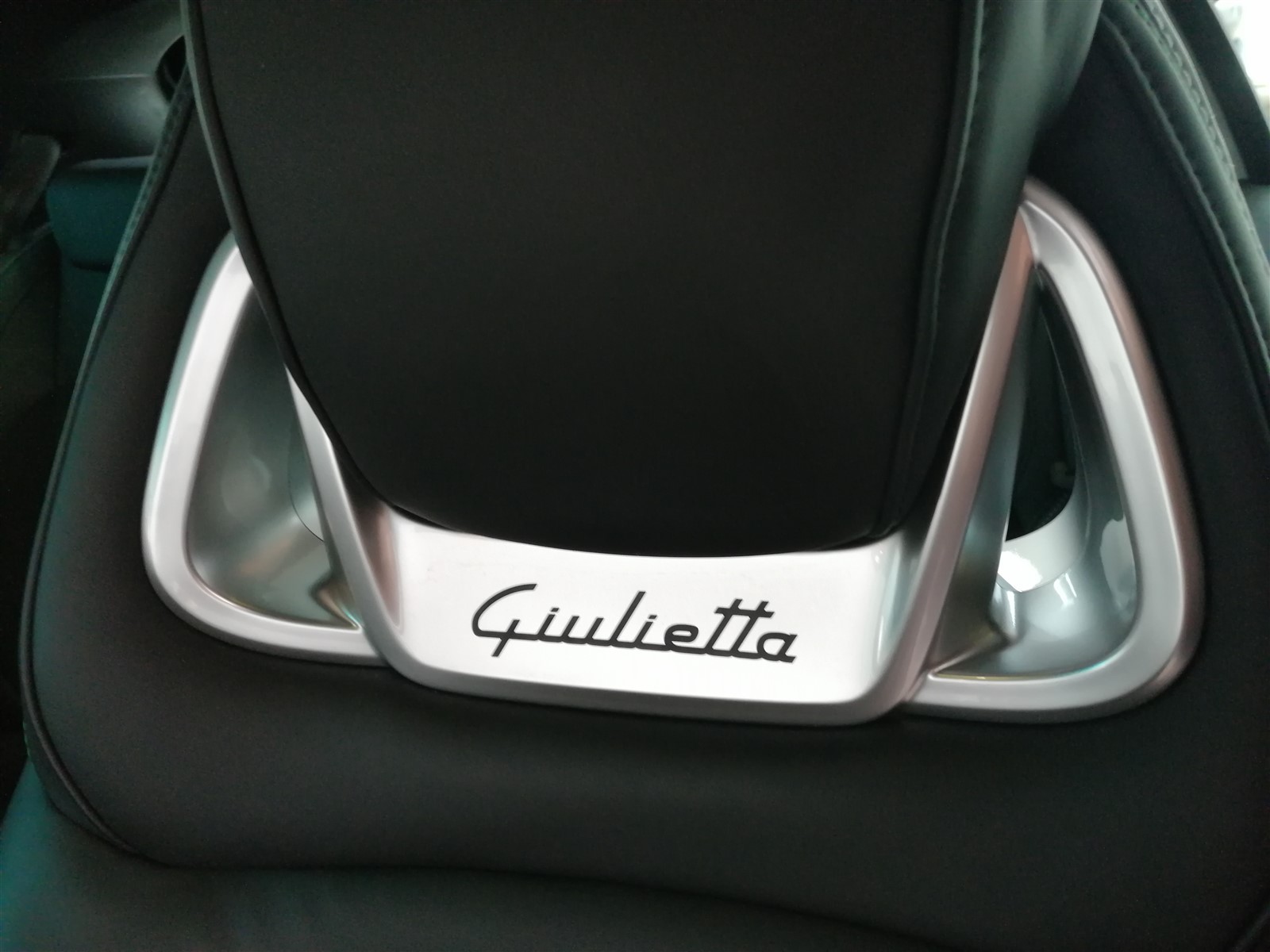 Alfa-Romeu Giulietta Quadrofoglio Verde