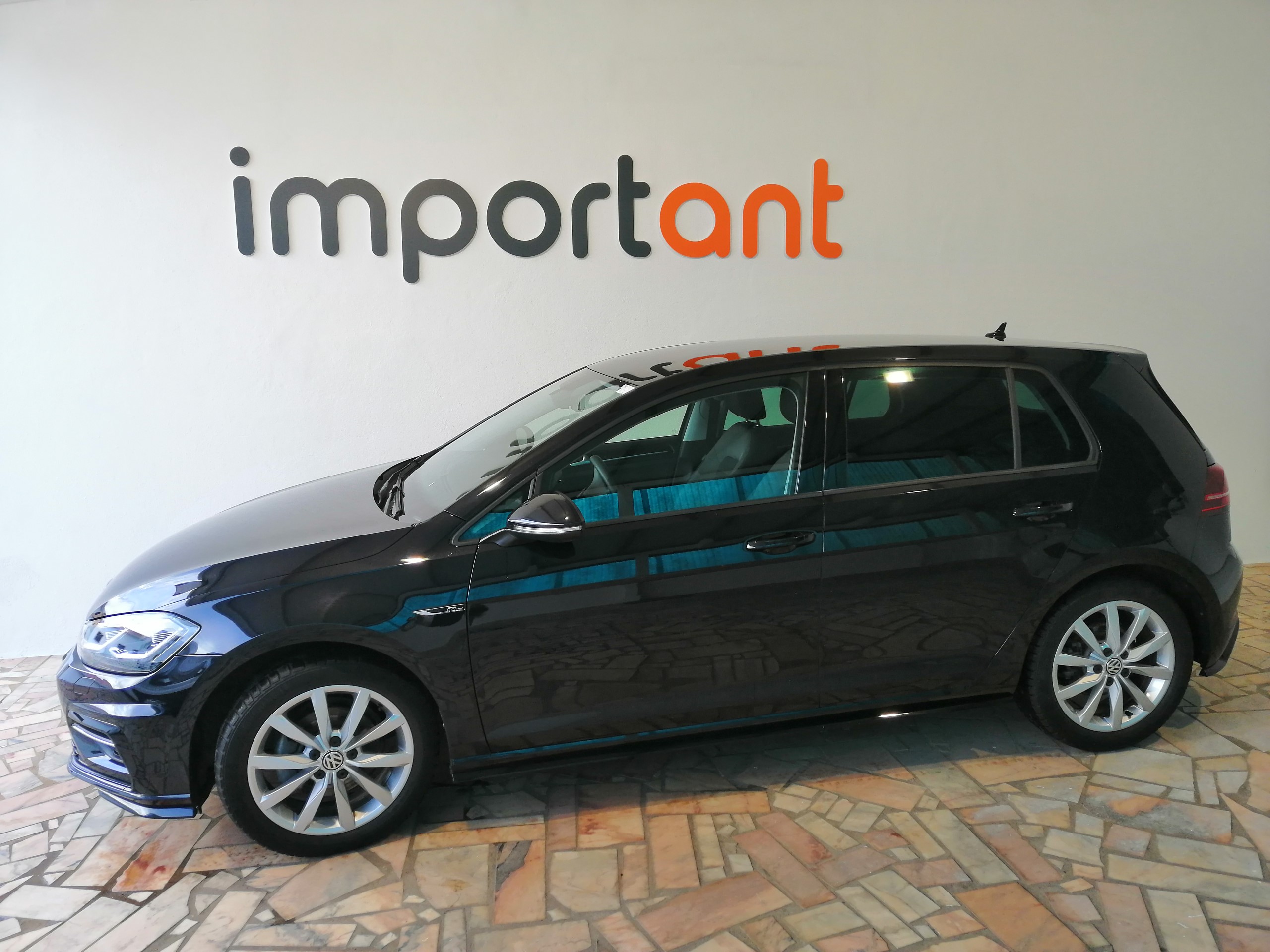 VW Golf 2.0 TDI DSG Highline R-Line