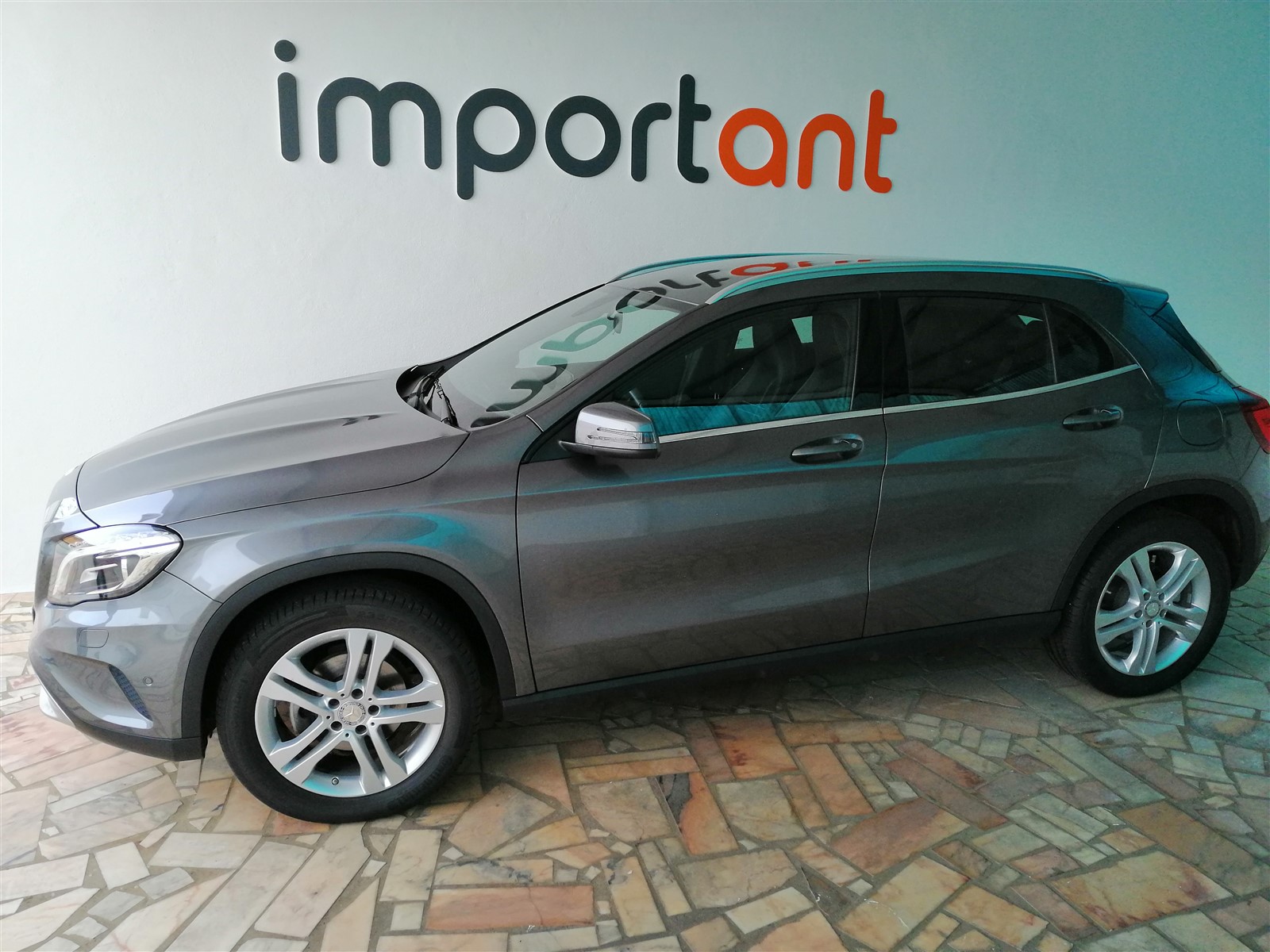 Mercedes-Benz GLA Urban