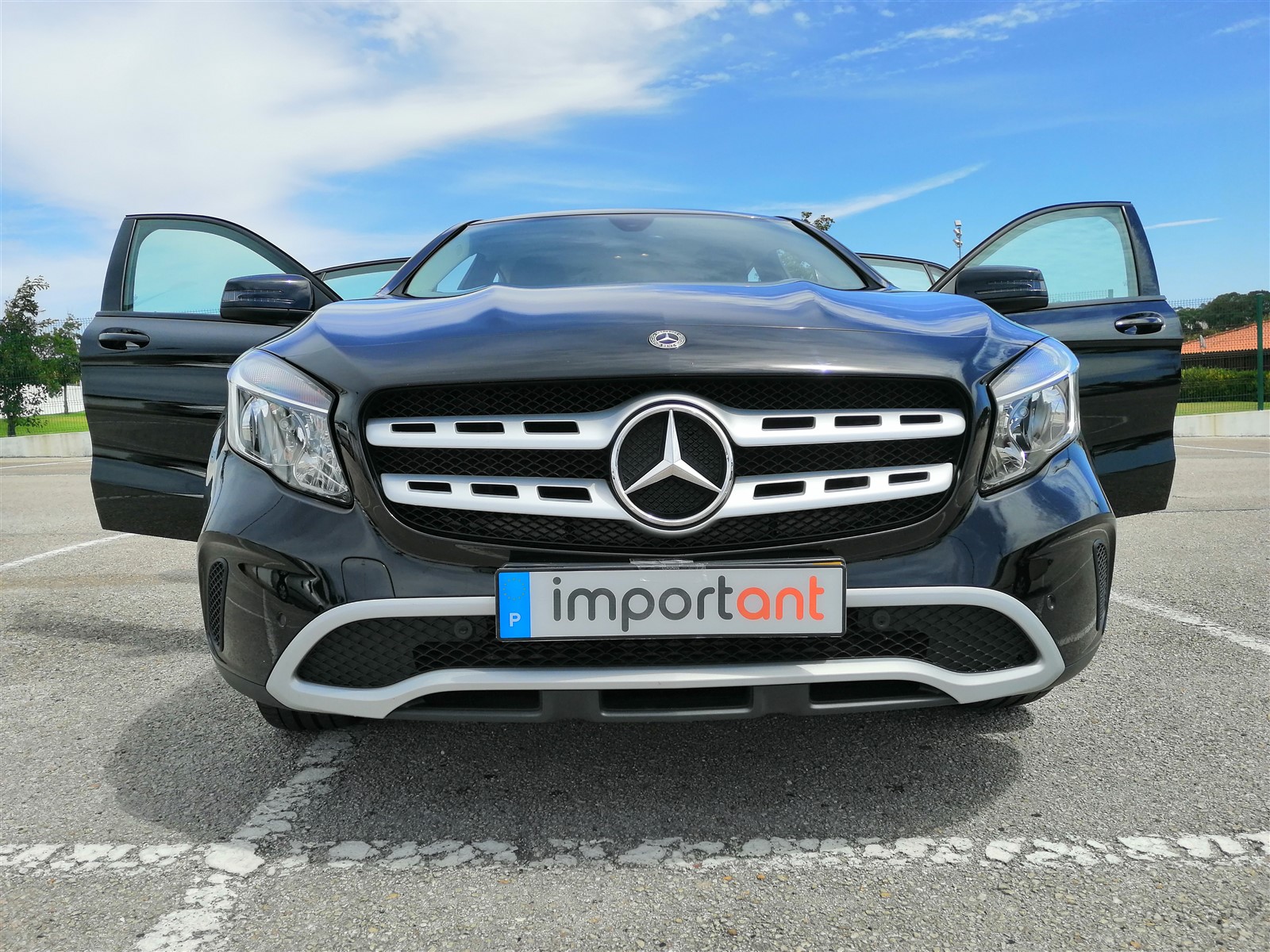 Mercedes-Benz GLA 180d NAVI